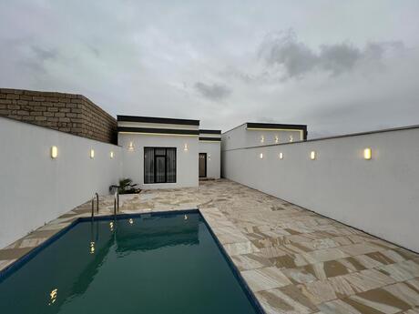 3 otaqlı həyət evi/bağ evi - Şüvəlan q. - 100 m²