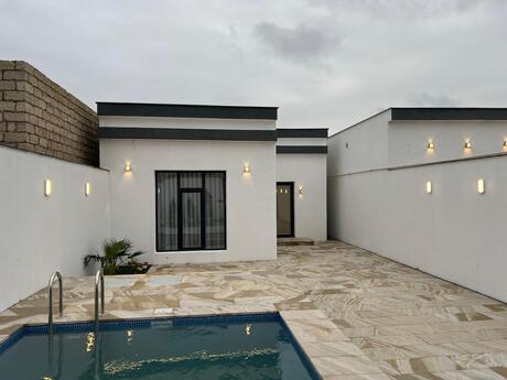 3 otaqlı həyət evi/bağ evi - Şüvəlan q. - 100 m²