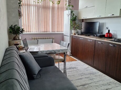 2-комн. новостройка - м. Иншаатчылар - 80 м²