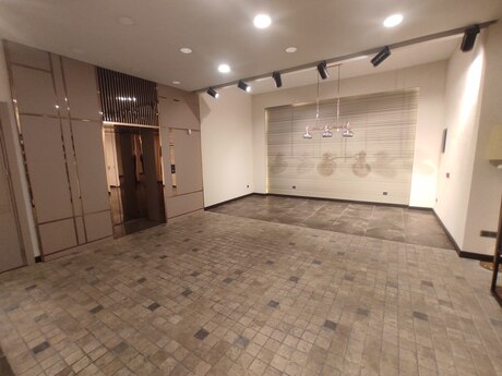 Obyekt - Nəriman Nərimanov m. - 1500 m²