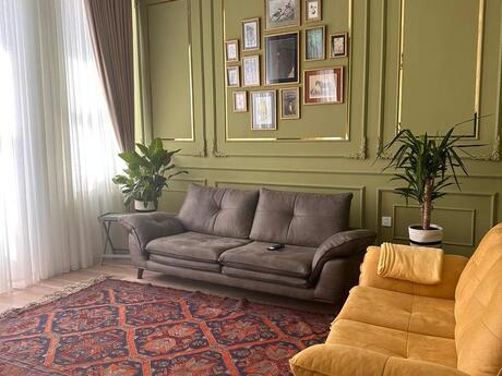 Elan №6086925 - Bakı, Sahil m., 2 otaqlı, 80 m², 3/3 mərtəbə