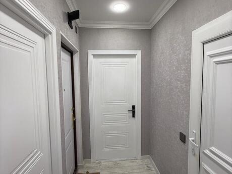 2 otaqlı köhnə tikili - İnşaatçılar m. - 70 m²