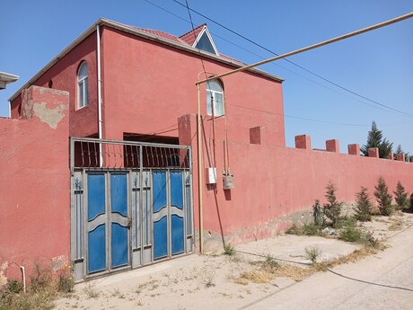 6 otaqlı həyət evi/bağ evi - Hövsan q. - 240 m²