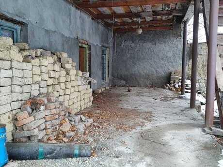 3 otaqlı həyət evi/bağ evi - Şəki - 80.1 m²