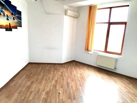 Elan №6060595 - Bakı, Sahil m., 1 otaqlı, 25 m²