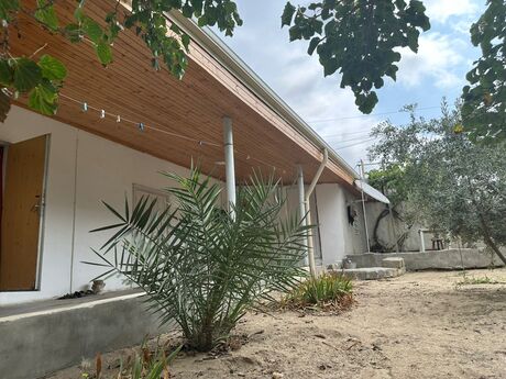 4 otaqlı həyət evi/bağ evi - Pirşağı q. - 60 m²