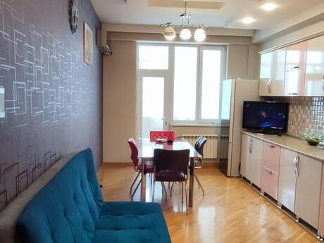 9-cu mikrorayonda 3 otaqlı yeni tikili mənzil satılır, 150 m², 312 000 AZN, şəkil 5 / 9