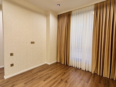 3 otaqlı həyət evi/bağ evi - Ağ şəhər q. - 70 m²