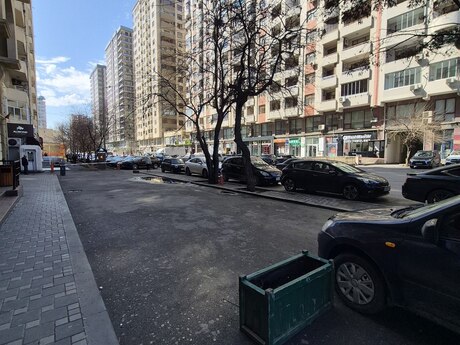 4 otaqlı yeni tikili - Nəsimi r. - 185 m²