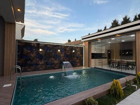4 otaqlı həyət evi/bağ evi - Mərdəkan q. - 185 m²