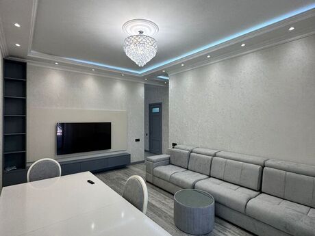 3 otaqlı köhnə tikili - Nizami m. - 90 m²
