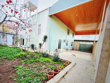 6 otaqlı həyət evi/bağ evi - Masazır q. - 440 m²