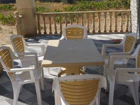 4 otaqlı həyət evi/bağ evi - Şüvəlan q. - 180 m²