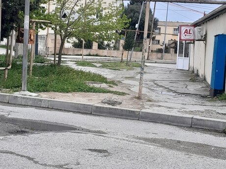 2 otaqlı köhnə tikili - Əmircan q. - 52.5 m²