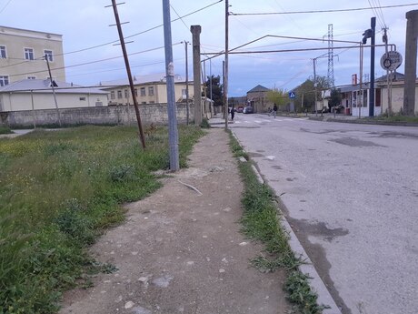 2 otaqlı köhnə tikili - Əmircan q. - 52.5 m²