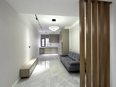 3 otaqlı yeni tikili - 8 Noyabr m. - 105 m²