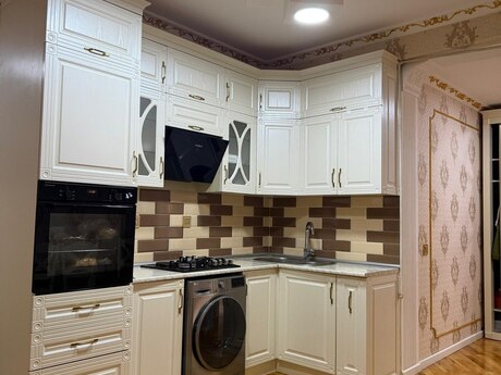 3 otaqlı yeni tikili - Xətai r. - 92.5 m²