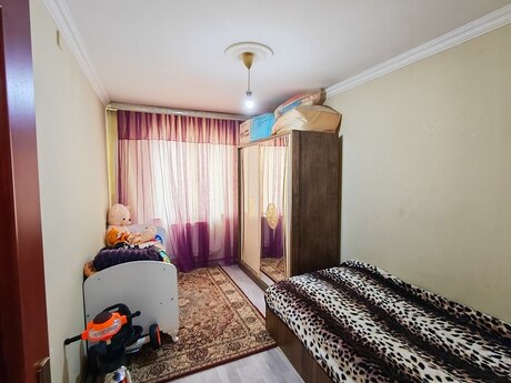 3 otaqlı köhnə tikili - Binə q. - 65 m²