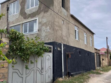6 otaqlı həyət evi/bağ evi - Sumqayıt - 216 m²