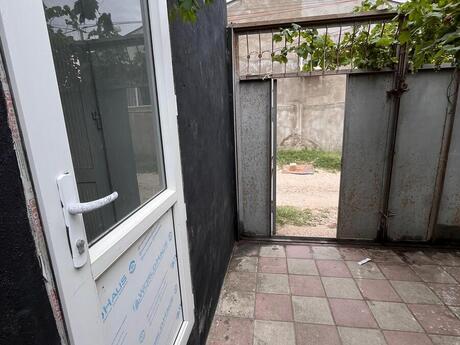6 otaqlı həyət evi/bağ evi - Sumqayıt - 216 m²