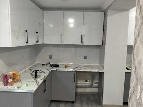 2 otaqlı köhnə tikili - Azadlıq Prospekti m. - 53 m²