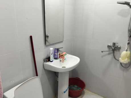 2 otaqlı köhnə tikili - Azadlıq Prospekti m. - 53 m²