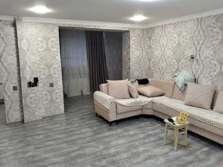 2 otaq · 53 m² · 1/4 mərtəbə, Azadlıq Prospekti