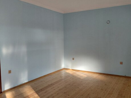 4 otaqlı həyət evi/bağ evi - Beyləqan - 80 m²
