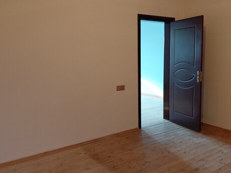 4 otaqlı həyət evi/bağ evi - Beyləqan - 80 m²