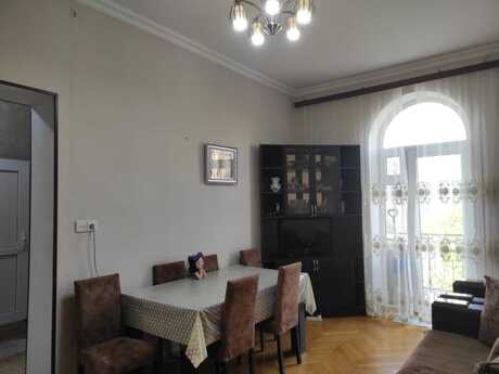 2 otaqlı köhnə tikili - Sahil m. - 36 m²