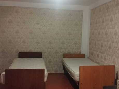 1 otaqlı həyət evi/bağ evi - Həzi Aslanov q. - 30 m²