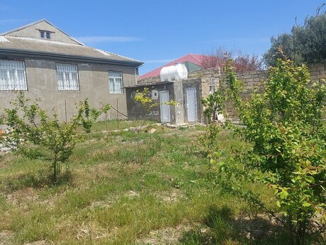 5 otaqlı həyət evi/bağ evi - Binə q. - 144 m²