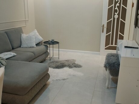 2 otaqlı köhnə tikili - Memar Əcəmi m. - 55 m²