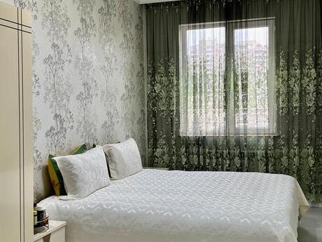 3 otaqlı köhnə tikili - Memar Əcəmi m. - 65 m²