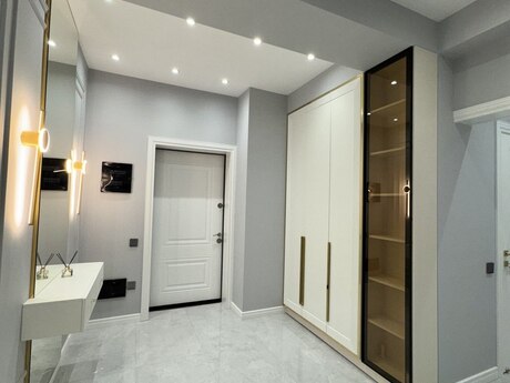 3-комн. новостройка - м. Нариман Нариманов - 97 м²