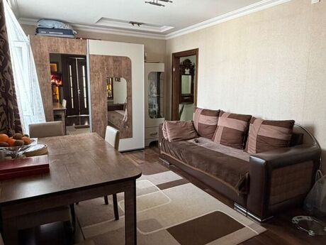 2 otaqlı köhnə tikili - Əhmədli q. - 48 m²