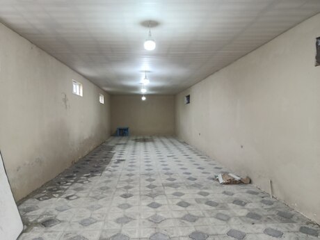 Obyekt - Binəqədi r. - 200 m²