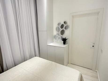2 otaqlı köhnə tikili - Memar Əcəmi m. - 52 m²