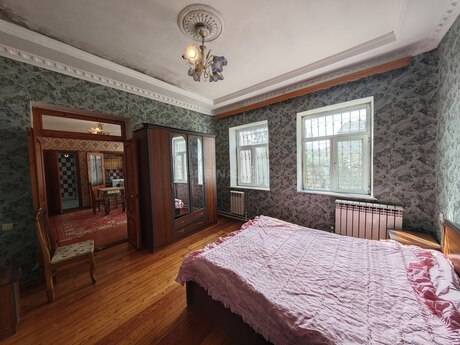 3 otaqlı həyət evi/bağ evi - Sabunçu q. - 86 m²