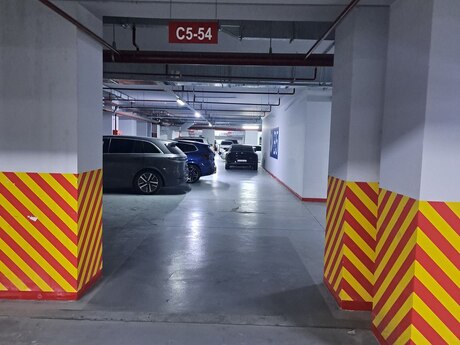 Qaraj - 8 Noyabr m. - 30 m²