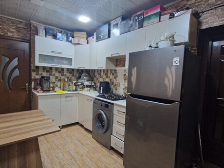 2 otaqlı köhnə tikili - Buzovna q. - 55 m²