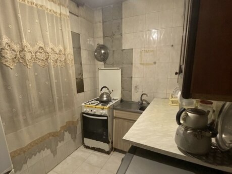 3 otaqlı köhnə tikili - Nəriman Nərimanov m. - 62.8 m²