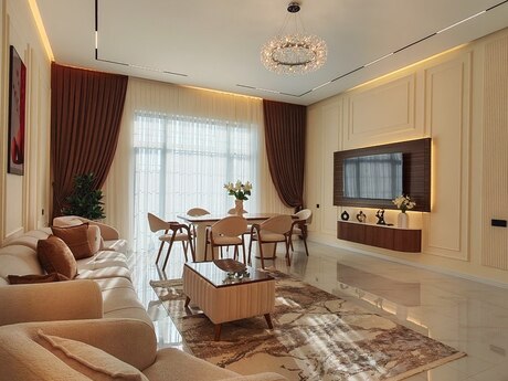 4 otaqlı həyət evi/bağ evi - Şüvəlan q. - 200 m²