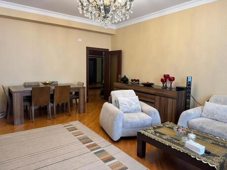 3 otaqlı yeni tikili - Həzi Aslanov m. - 123 m²
