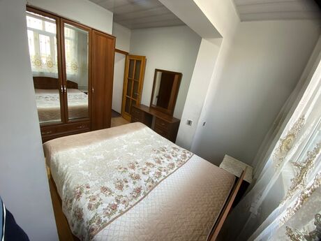 4 otaqlı yeni tikili - İnşaatçılar m. - 105 m²