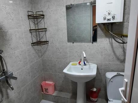2 otaqlı köhnə tikili - Neftçilər m. - 50 m²