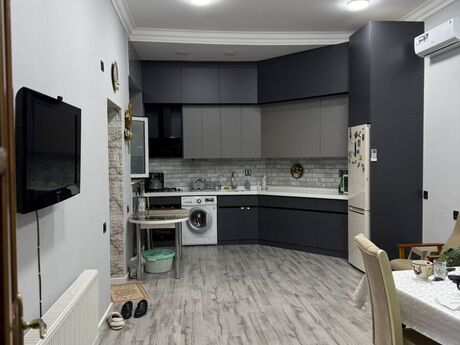9 otaqlı həyət evi, 300 m², Novxanı: 270 000 ₼ 5