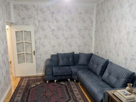 2 otaqlı köhnə tikili - Yeni Günəşli q. - 45 m²