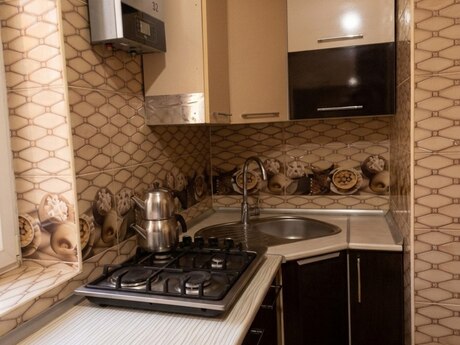 2 otaqlı köhnə tikili - Yeni Günəşli q. - 45 m²