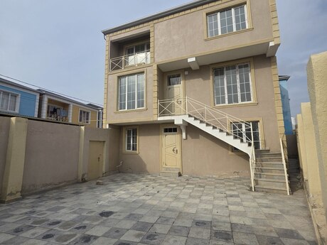 6 otaqlı həyət evi/bağ evi - Masazır q. - 210 m²